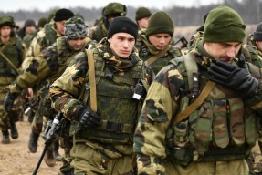 AYX GAMES-俄罗斯队通过演练备战欧锦赛，全力以赴的简单介绍